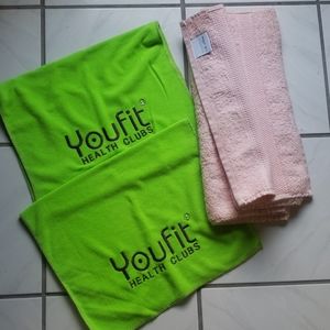 Brand new bundle of Bath, Gym towels (4)